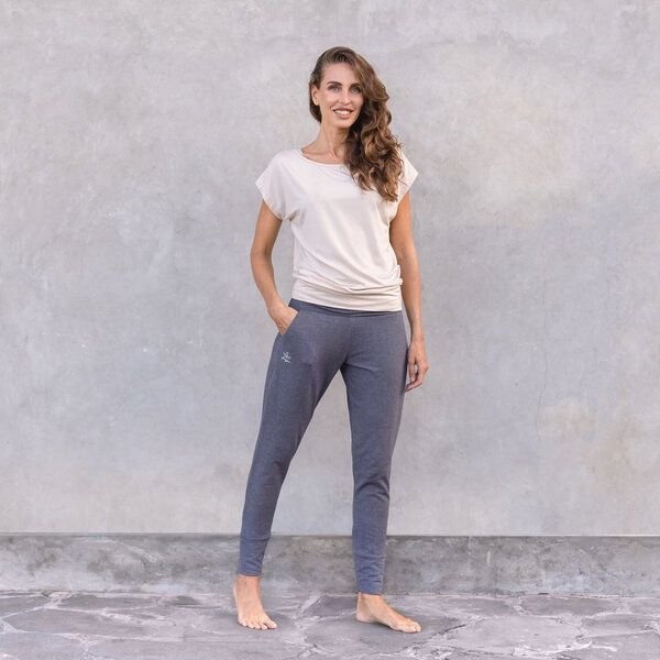 Jaya SMILLA Tencel - Damen - lockeres Shirt für Yoga und Freizeit aus Tencel-Baumwoll-Mix