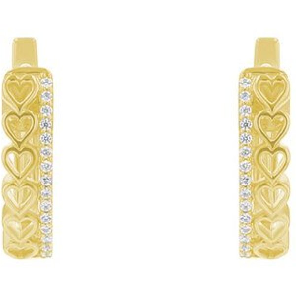 Eppi Runde Ohrringe mit Lab Grown Diamanten und Herzen Emmalyn
