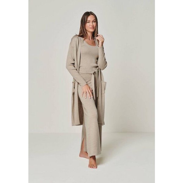 YOU LOOK PERFECT Merino Loungewear Set "Cardigan Blossom & Top Blossom & Hose Bailey"