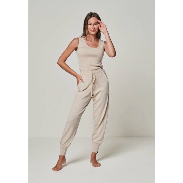 YOU LOOK PERFECT Merino Loungewear Set "Stricktop Blossom & Jogging-Strickhose Bella"