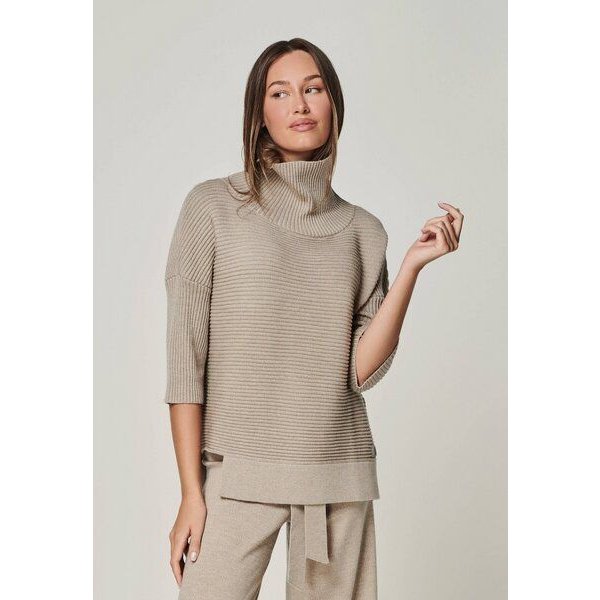 YOU LOOK PERFECT 100% Merino asymmetrischer Rollkragen-Strickpullover "Bailey"