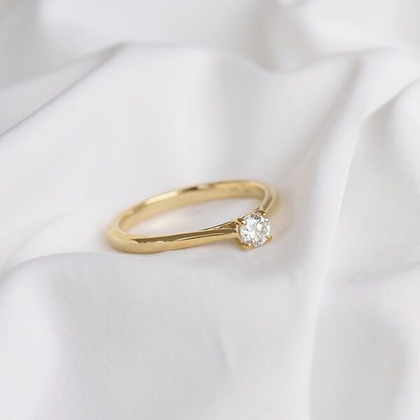 Eppi Goldener Ring mit Lab Grown Diamant Glynn
