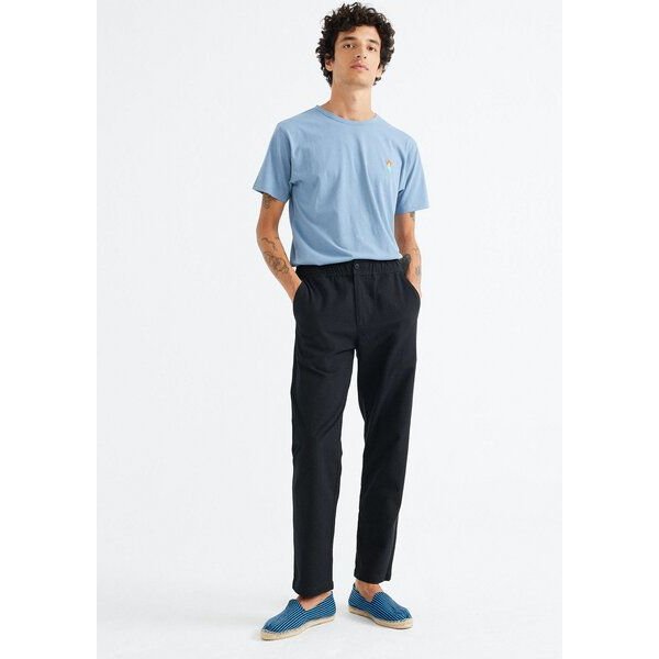 thinking mu Chino Hose - Light Travel Pants - aus Bio-Baumwolle