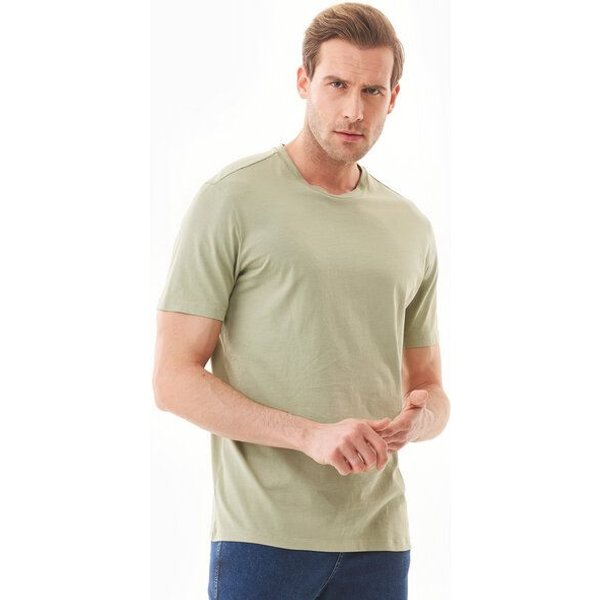 ORGANICATION Natural Dye T-Shirt aus Bio-Baumwolle