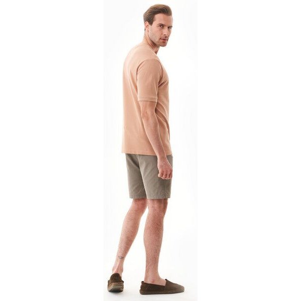ORGANICATION Slim-Fit Chino-Shorts aus Bio-Baumwolle