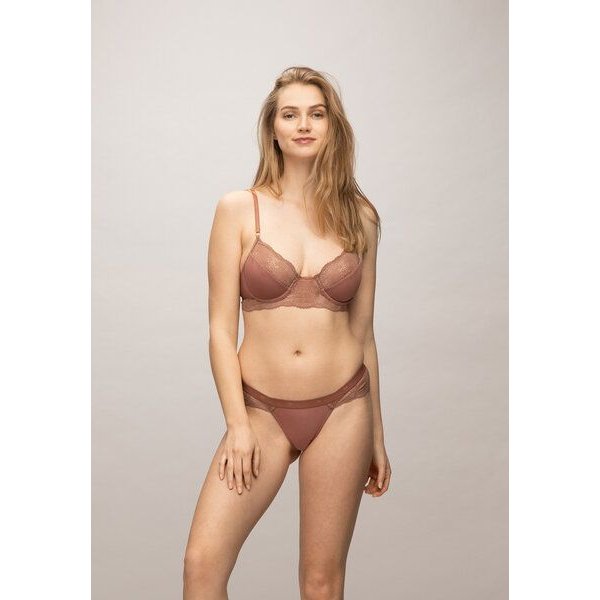 Lovjoi Tanga LUMINOUS MOSS mit filigraner Spitze