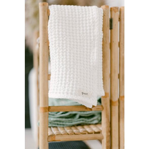 gust. Waffelhandtuch - Badetuch aus Leinen und Bio-Baumwolle – Bath towel - 70x140 cm
