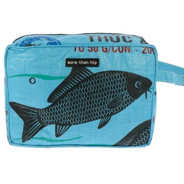 MoreThanHip Kulturbeutel aus recyceltem Zement- oder Fischfuttersack - Yindee