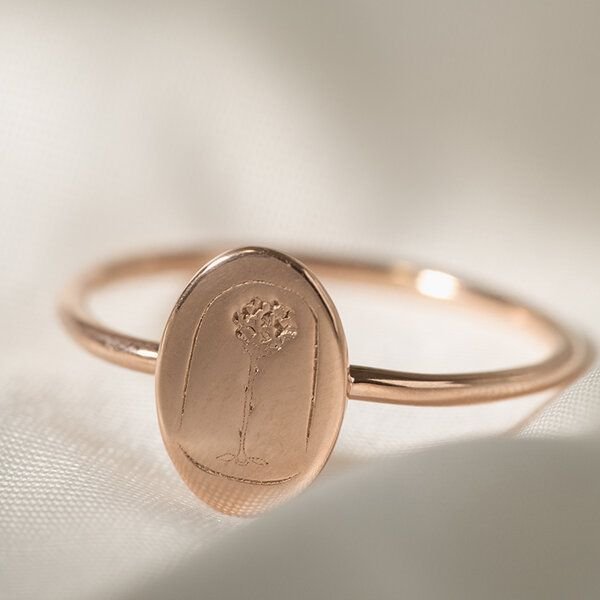 Eppi Ovaler Ring aus Silber mit der Gravur der Rose aus dem Kleinen Prinz
