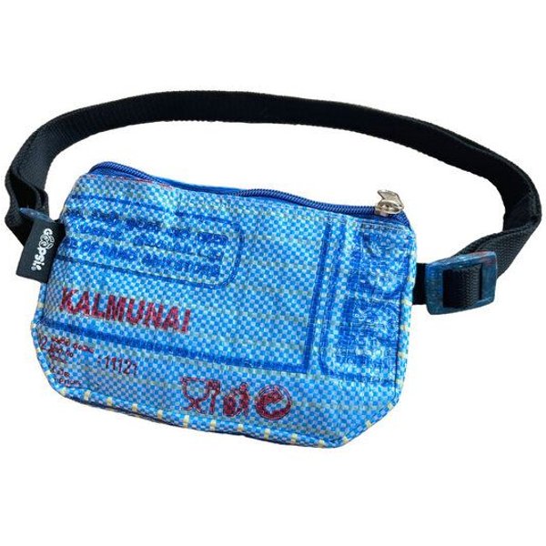 GOOPSI Upcycling Bauchtasche aus Reissack, Cross Body Bag – ultraleichte Hip Bag handgemacht & Fairtrade