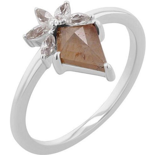 Eppi Ring mit einem Salt and Pepper Diamanten und weißen Moissaniten Leony