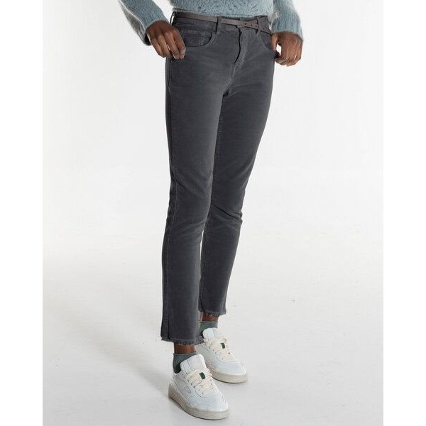 Alma & Lovis Softe Samthose mit stylischem Fransensaum | Velvet Slim