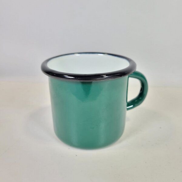 Moogoo Creative Africa Vintage Emaille-Tasse / Becher aus der Ukraine | Fair Trade for Peace