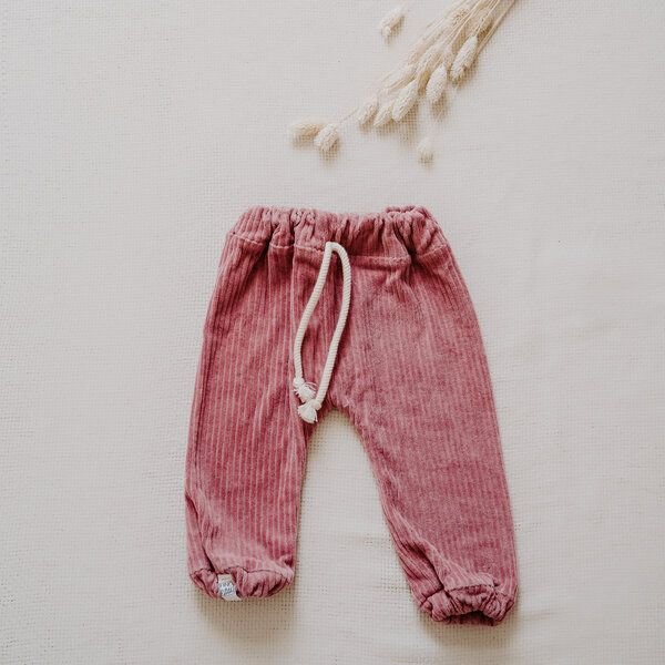 FINO & Stitch DIY Nähset Jogger Pants Cord Bio-Baumwolle - zugeschnitten