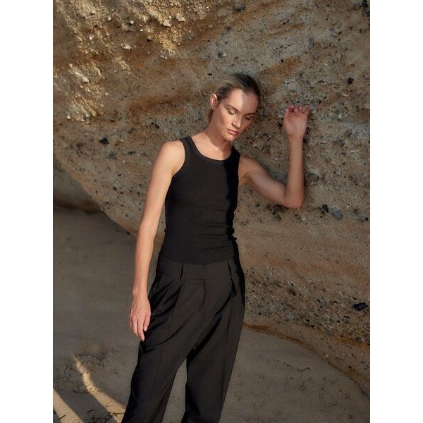 WOTE Damen geripptes Tanktop New Shape aus Bio-Baumwolle