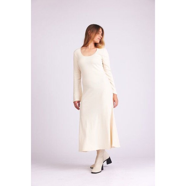 Baìge the Label Birdie - Langes Kleid mit ausgestellten Ärmeln