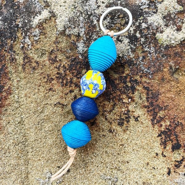 Sundara Schlüsselanhänger PRIYA handgemacht