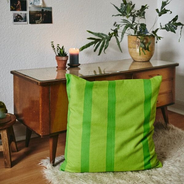 HängemattenGlück Sofakissen / Kopfkissen aus reiner Bio Baumwolle (Bezug und Füllung) 60x60cm Grüntöne