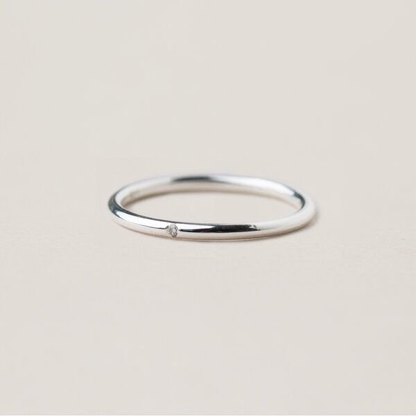 ChristinaPauls Slow jewellery Zarter Diamantring in Silber