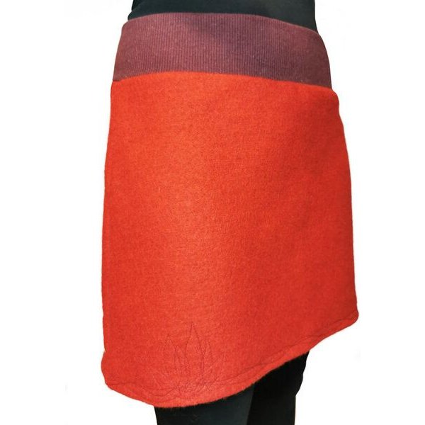Rock Wollrock kurz Wollwalk bio Unikat mit Stickerei liebewicht