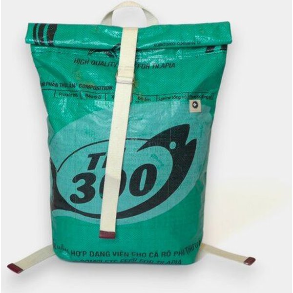 REFISHED fair fashion Rucksack 'BACKPACK' - upcycelte Fischfuttersäcke