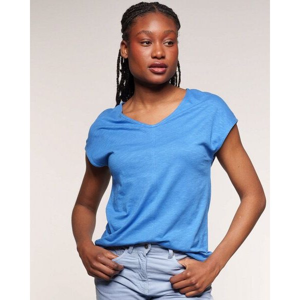Alma & Lovis Legeres V-Shirt aus leichter Bio-Baumwolle / EcoVero | Flamé V