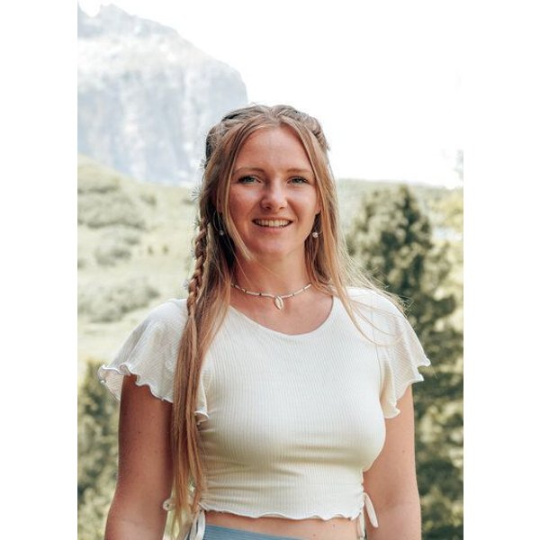 Vivien Joy Farrah Crop T-shirt mit Schmetterlingsärmel