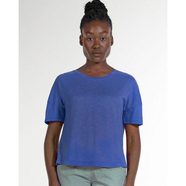 Alma & Lovis Lässiges Shirt aus leichter Bio-Baumwolle / EcoVero | Flame T