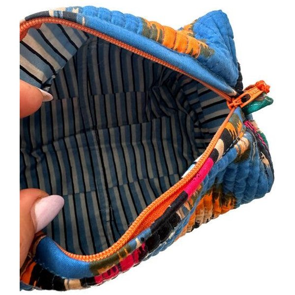 KIKOONI Handgefertigte kleine Kosmetiktasche "Small K "