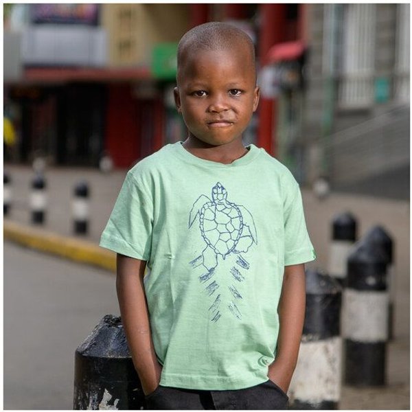 Kipepeo-Clothing Kinder T-Shirt WATAMU Schildkröte Mintgrün. Handmade in Kenya