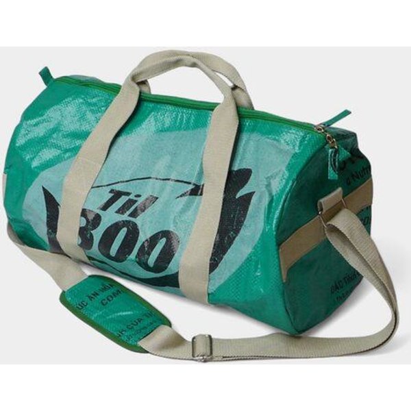 REFISHED fair fashion Tasche 'SPORTY BAG' - upcycelte Fischfuttersäcke