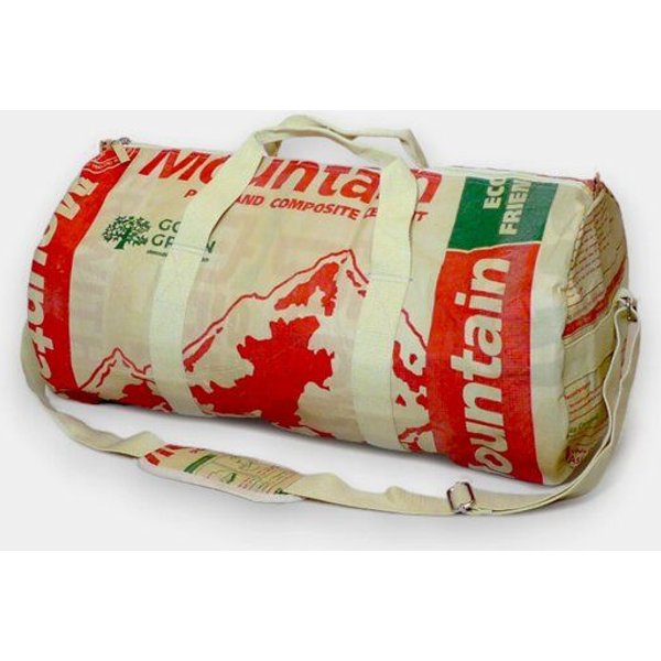 REFISHED fair fashion Tasche 'SPORTY BAG' - upcycelte Zementsäcke