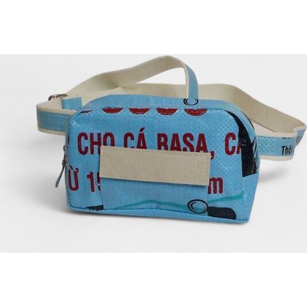 REFISHED fair fashion Bauchtasche 'BUM BAG' - upcycelte Fischfuttersäcke