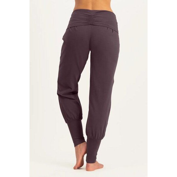 Urban Goddess Weite Yoga Hose Devi