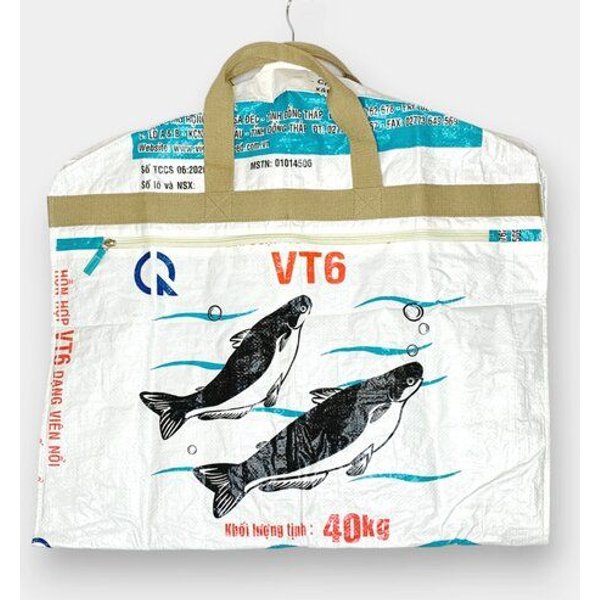 REFISHED fair fashion Kleidersack 'SUIT BAG' - upcycelte Fischfuttersäcke