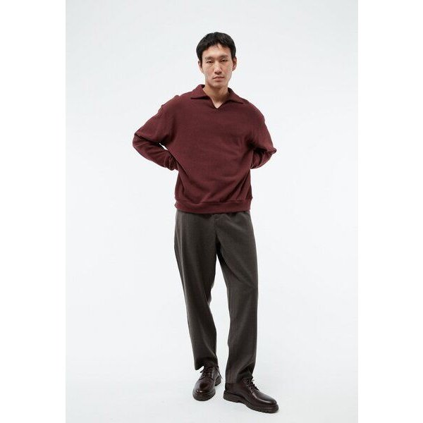 Givn Berlin Sweater GBBELA aus recycelter Baumwolle mit Kragen