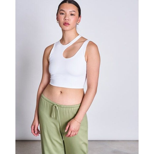 JAN N JUNE Cut Out Top POLLA