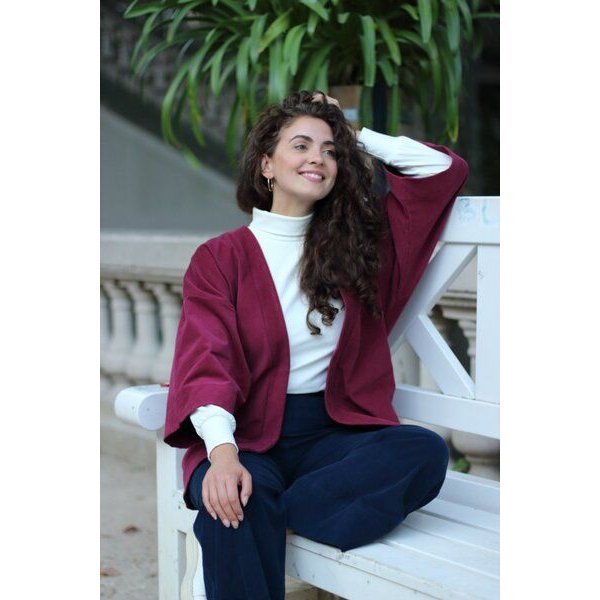 ManduTrap Elegante Kimonojacke aus Biobaumwolle – Cord in Grün, Blau oder Berry mit Gürtel und Taschen