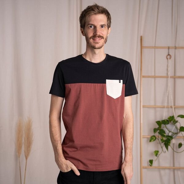 Vresh Clothing Verdy - Classic Fit Colourblock T-Shirt mit Brusttasche aus Biobaumwolle