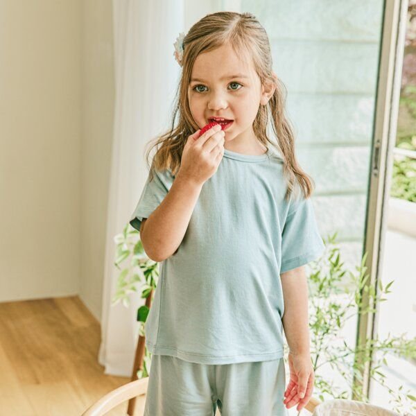tetoi-vienna TENCEL kurzarm T-Shirt und kurze Hose Kinder Set "Waldbad"