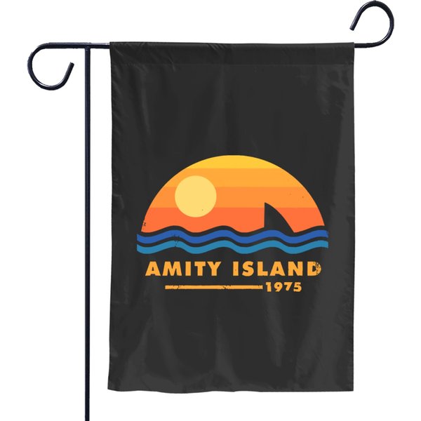 Amity Island 1975 Garden Flags-image