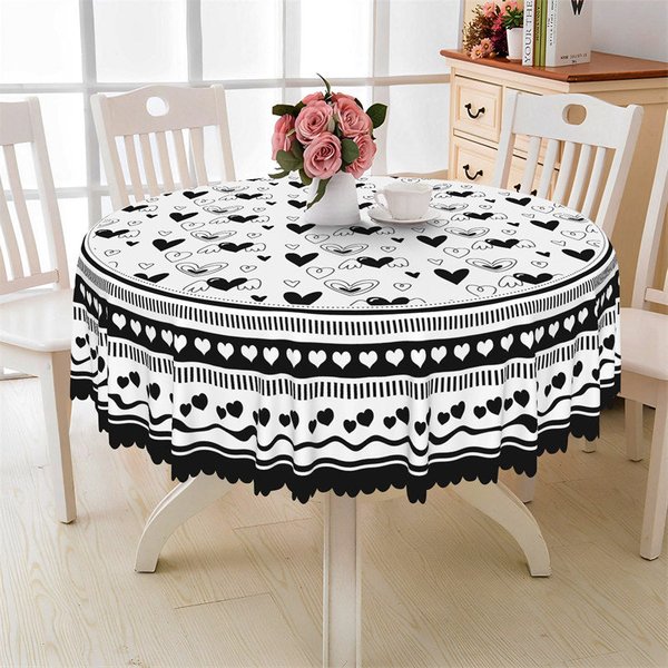 Aperturee Black and White Doodle Heart Round Tablecloth, Hand Drawn Illustration Prop