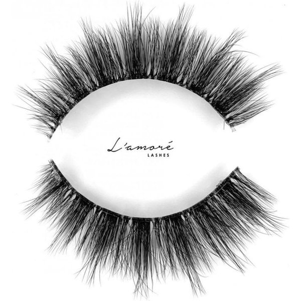 L'amore Lashes ~ Luxury Silk Lashes ~ SOPHIA