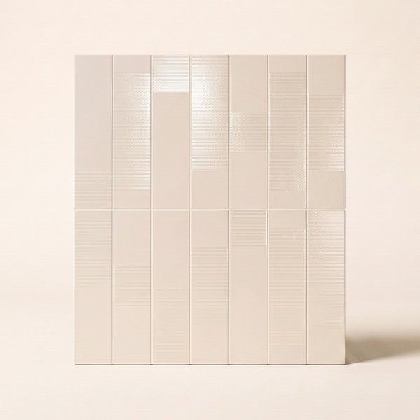 Azulejo Pared Rivoli Beige Mate con detalles en brillo 7,5 x 30 cm | Apto para interiores