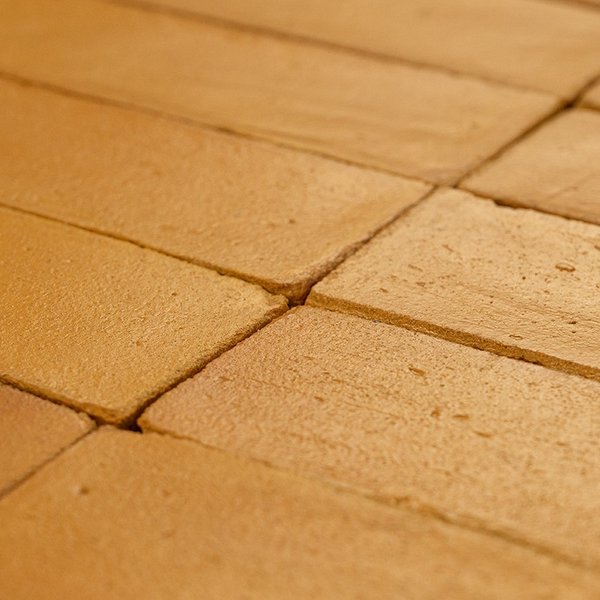 Handgefertigte Terrakotta Chroma Ocre 5x15 | Ceramic Connection