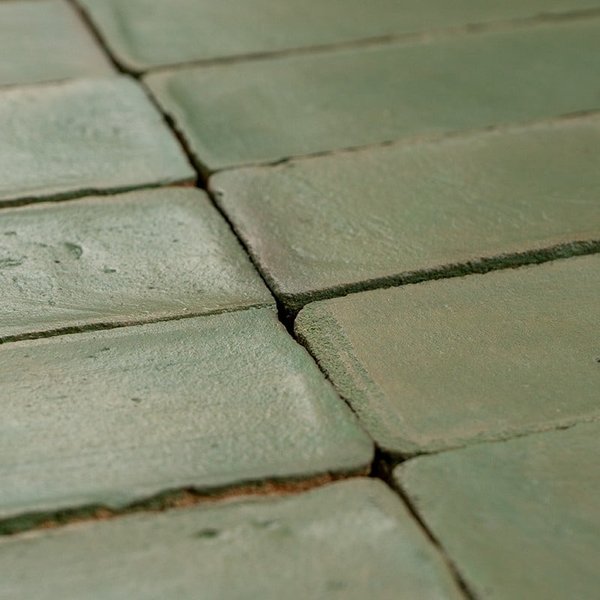 Handgefertigte Terrakotta Chroma Salbei 5x15 | Ceramic Connection