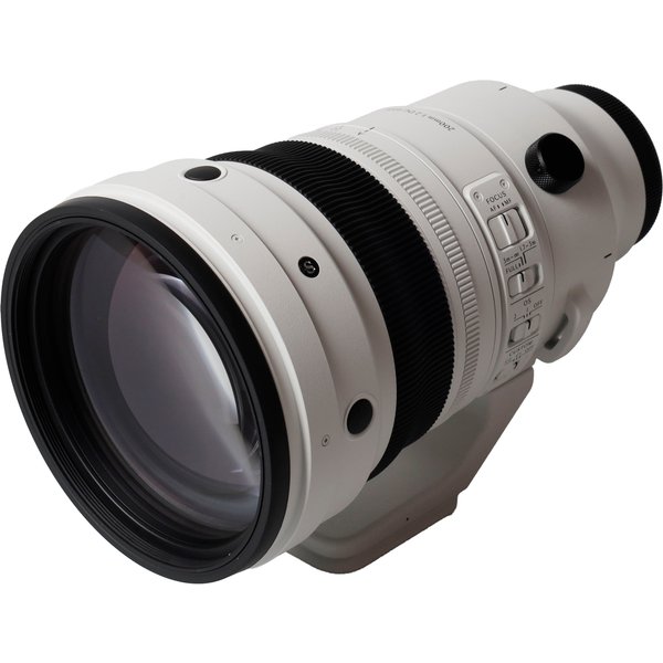 Sigma 200mm f/2 DG OS S (Sports) Full-Frame Autofocus Lens