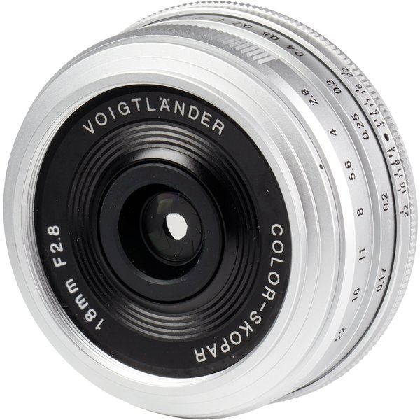 Voigtlander 18mm f/2.8 Color-Skopar APS-C Lens