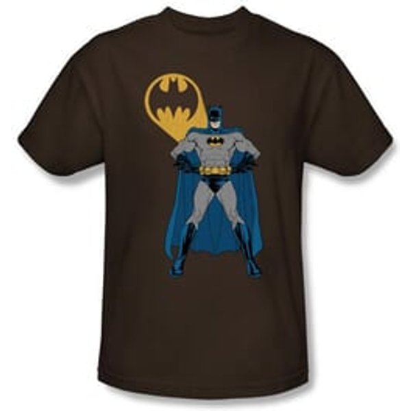 Batman Kids T-Shirt - Arms Akimbo Bats Youth Coffee Brown Tee