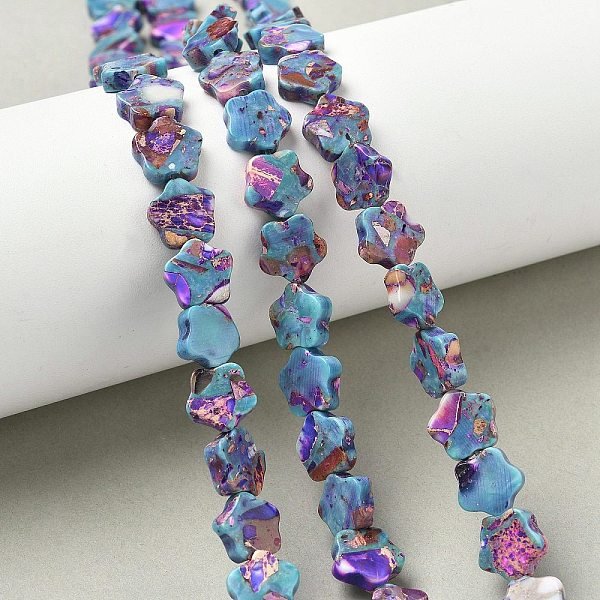 Brins de perles de jaspe impérial synthétique teint, fleur, violet, 10-10.5x10-10.5x3-3.5mm, Trou: 1-1.2mm, Environ 41-42 pcs/chapelet, 15.75'' (40cm) - 16.14'' (41cm)